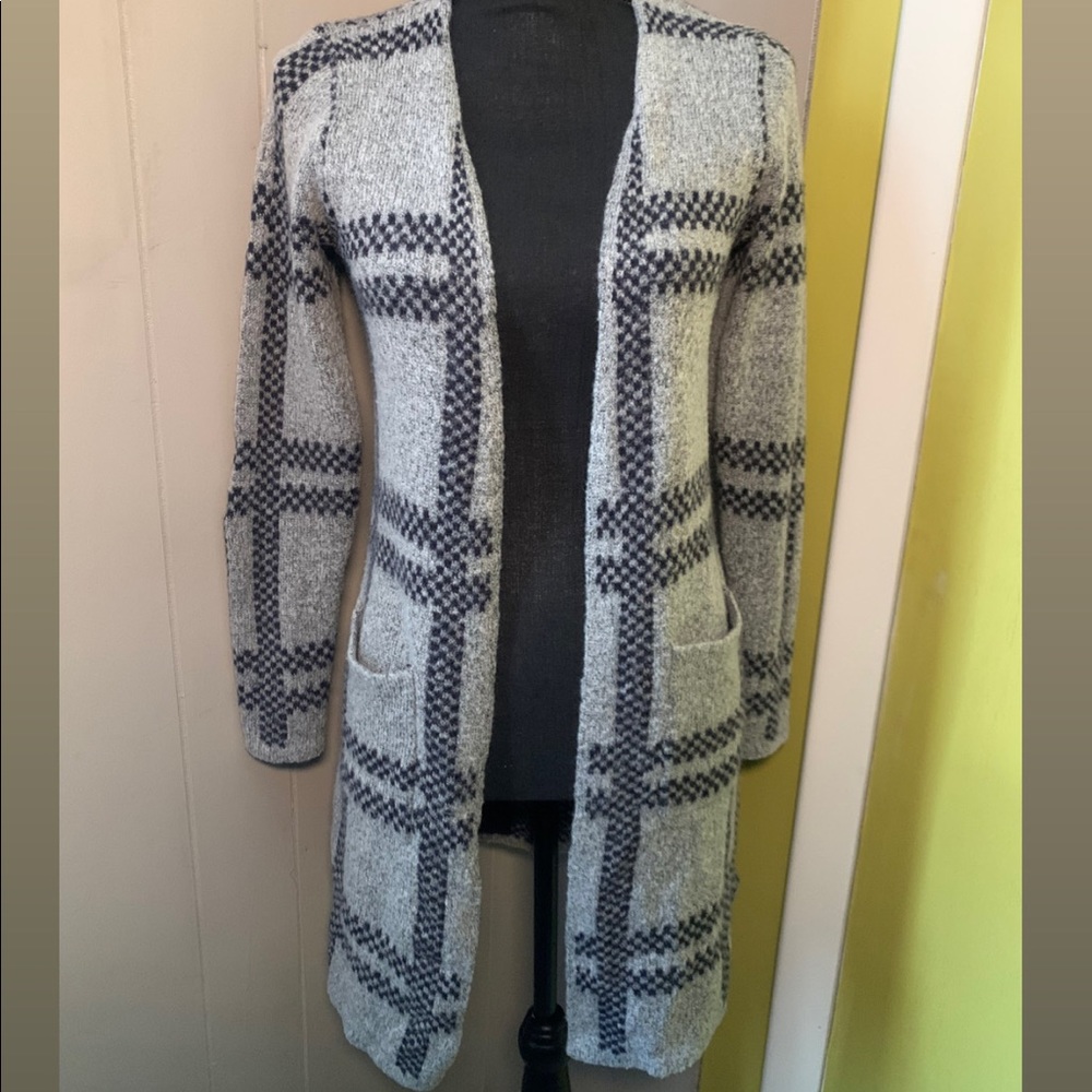 APT. 9 Checkered Cardigan